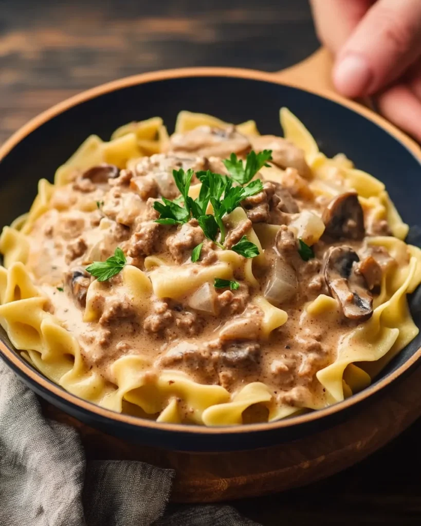 Easy Ground Beef Stroganoff Recipe in 30 Minutes