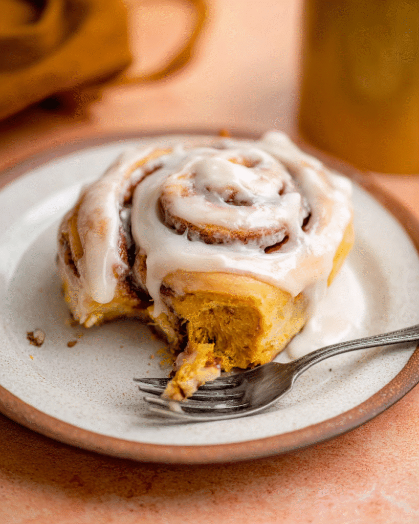 pumpkin cinnamon rolls