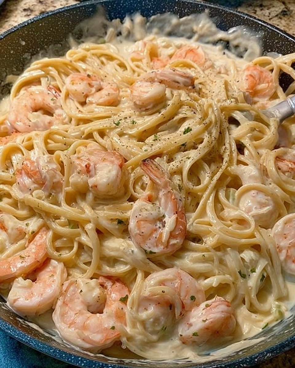 Creamy Garlic Shrimp Pasta